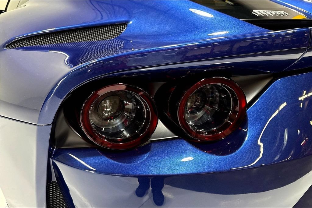 Used 2019 Ferrari 812 Superfast RWD image 20