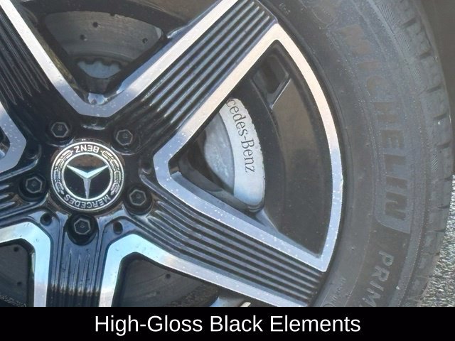 Used 2024 Mercedes-Benz GLC 300 4MATIC w/ AMG Line image 7