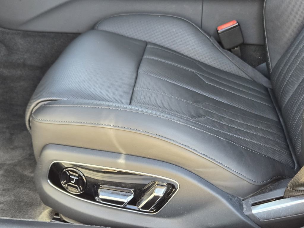 Certified 2022 Audi A8 L 3.0T w/ Executive Package image 30