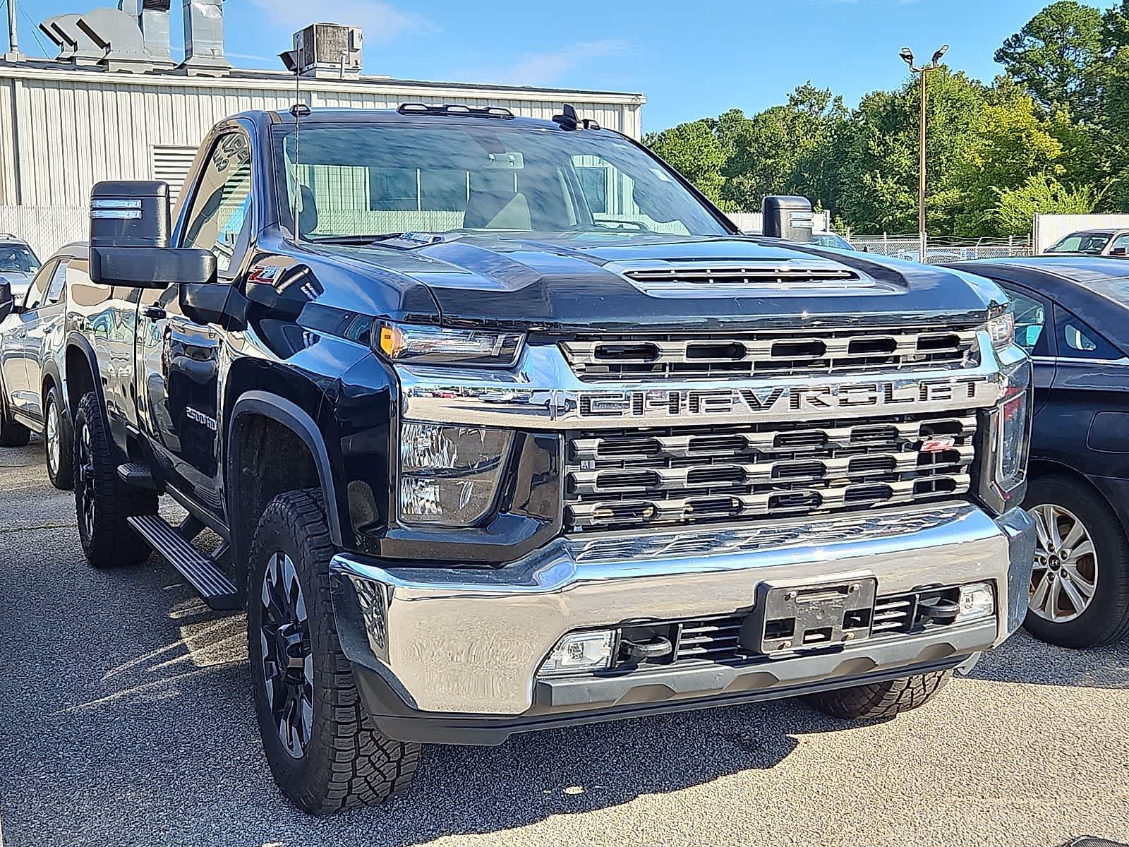 Certified 2020 Chevrolet Silverado 2500 LT w/ Convenience Package AWD/4WD image 2