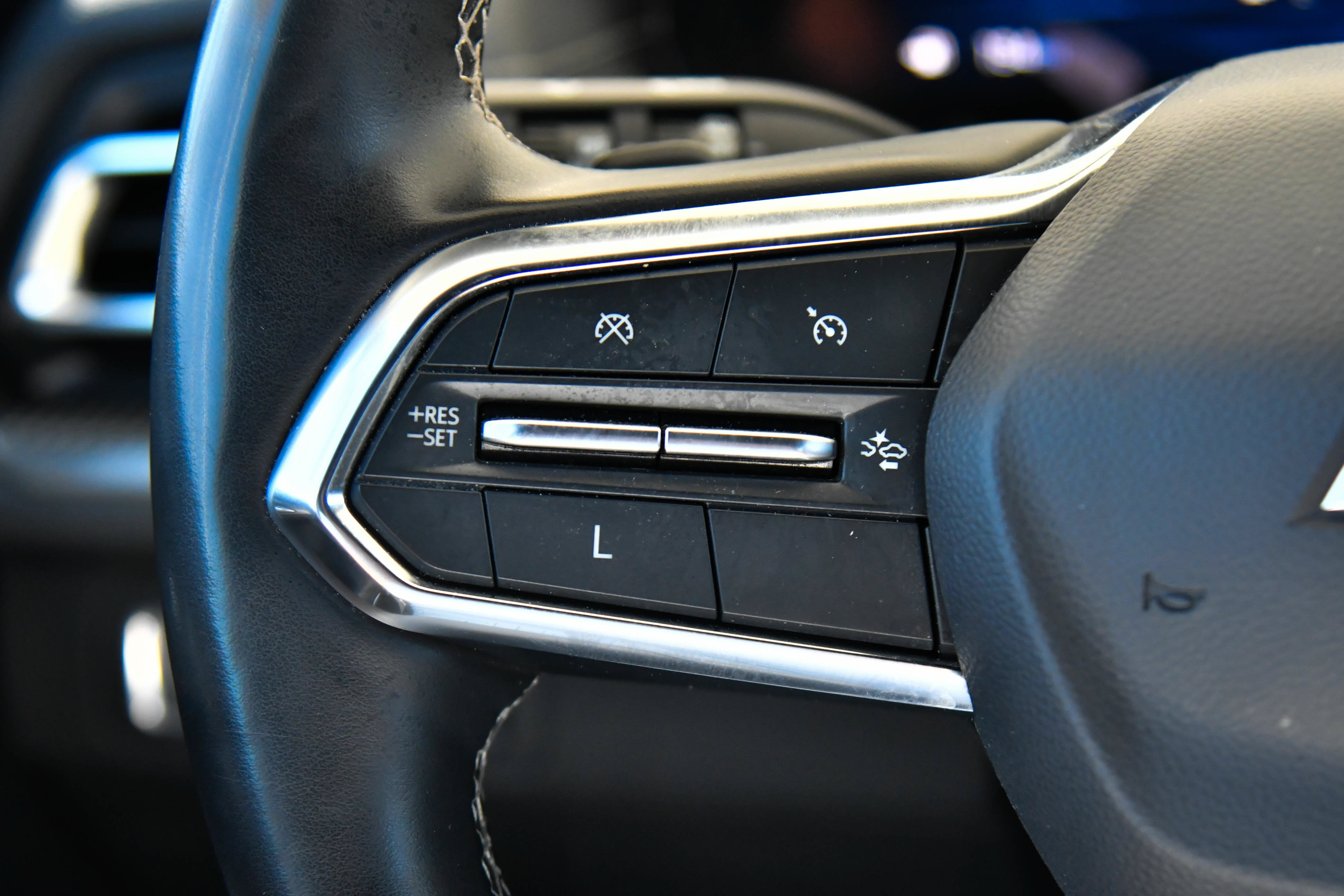 Used 2024 Chevrolet Traverse LT FWD image 40