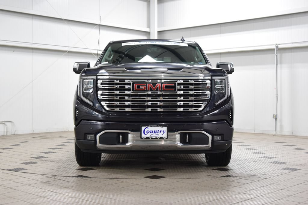 Used 2023 GMC Sierra 1500 Denali w/ Denali Reserve Package AWD/4WD image 2