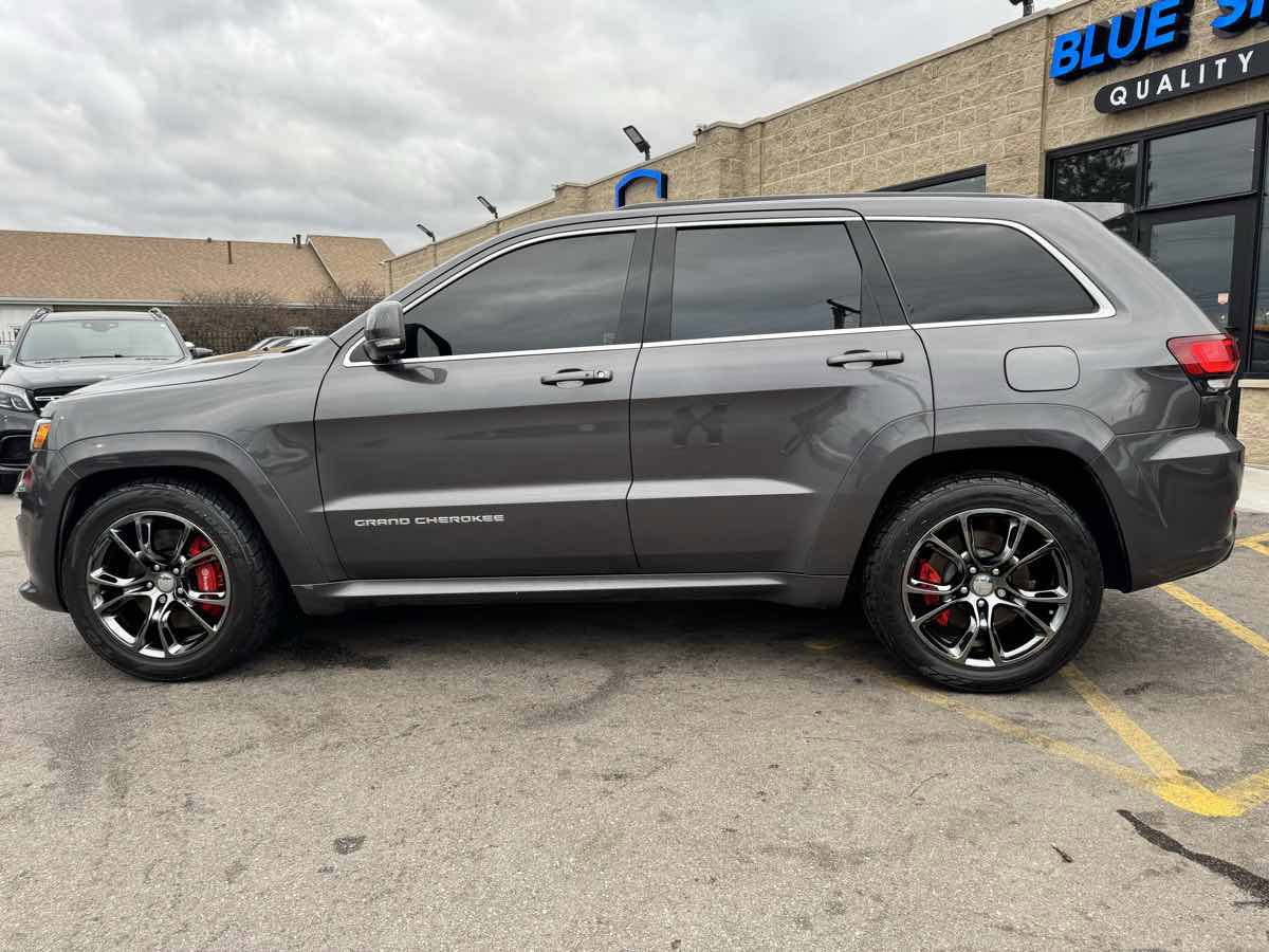 Used 2015 Jeep Grand Cherokee SRT w/ Luxury Group II AWD/4WD image 10