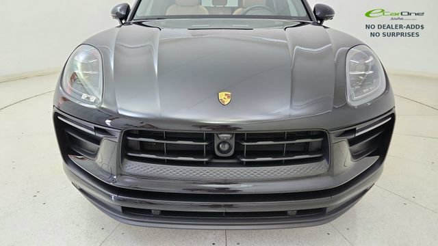 Used 2024 Porsche Macan AWD/4WD image 9