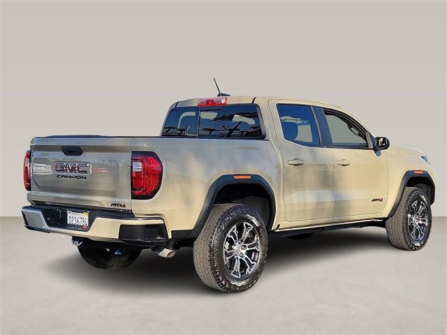 Used 2024 GMC Canyon AT4 image 6