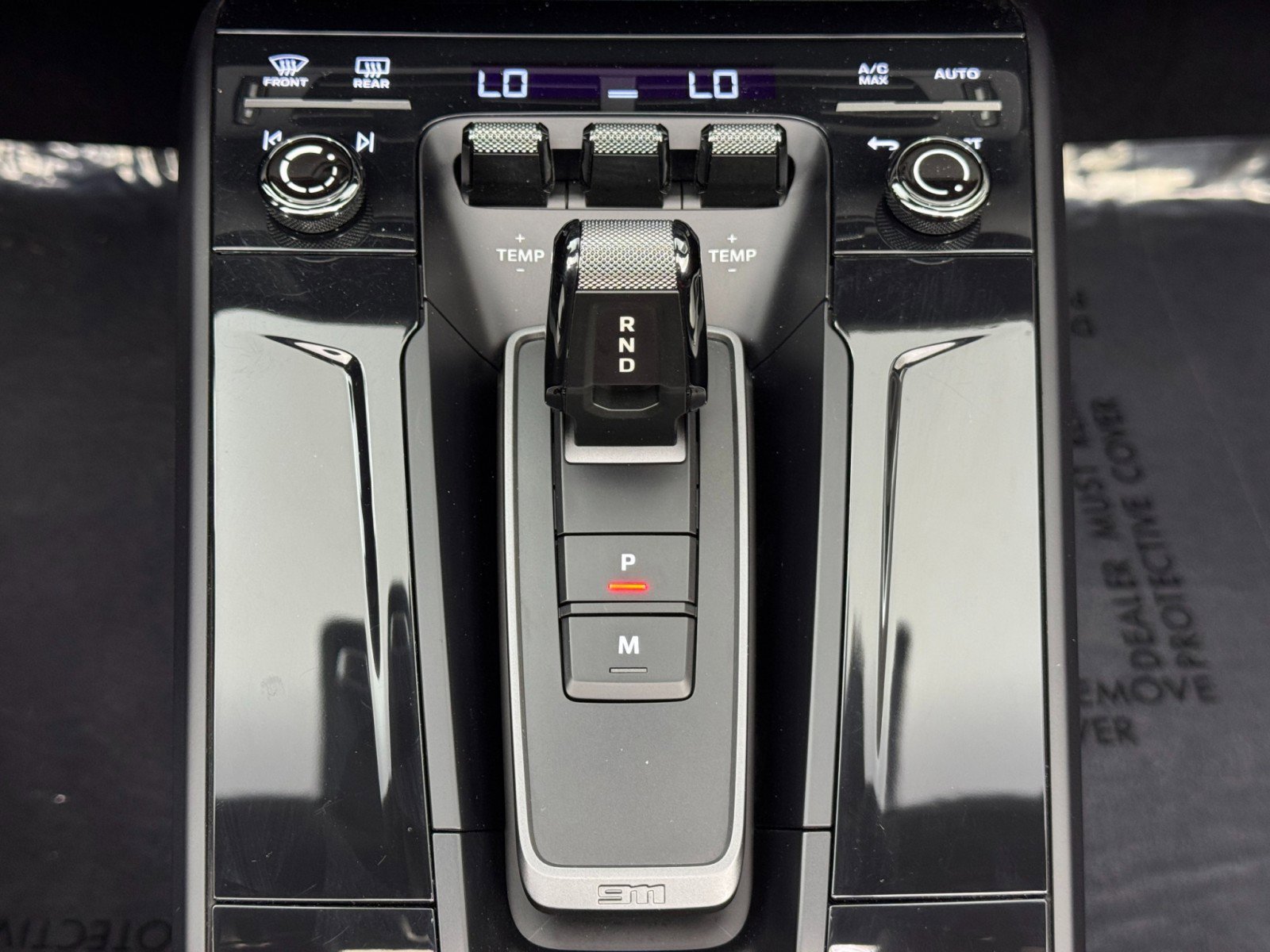 Used 2025 Porsche 911 Carrera RWD image 36