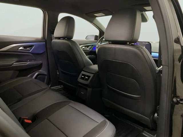Used 2024 Chevrolet Equinox EV LT FWD image 21