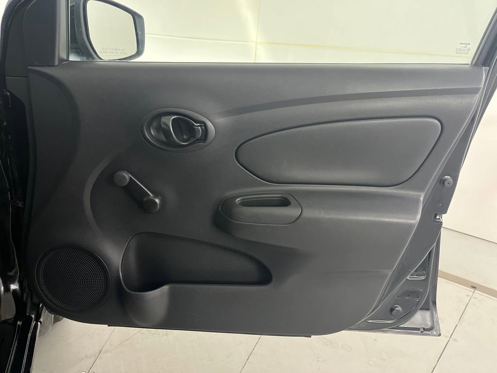 Used 2018 Nissan Versa S Plus image 28