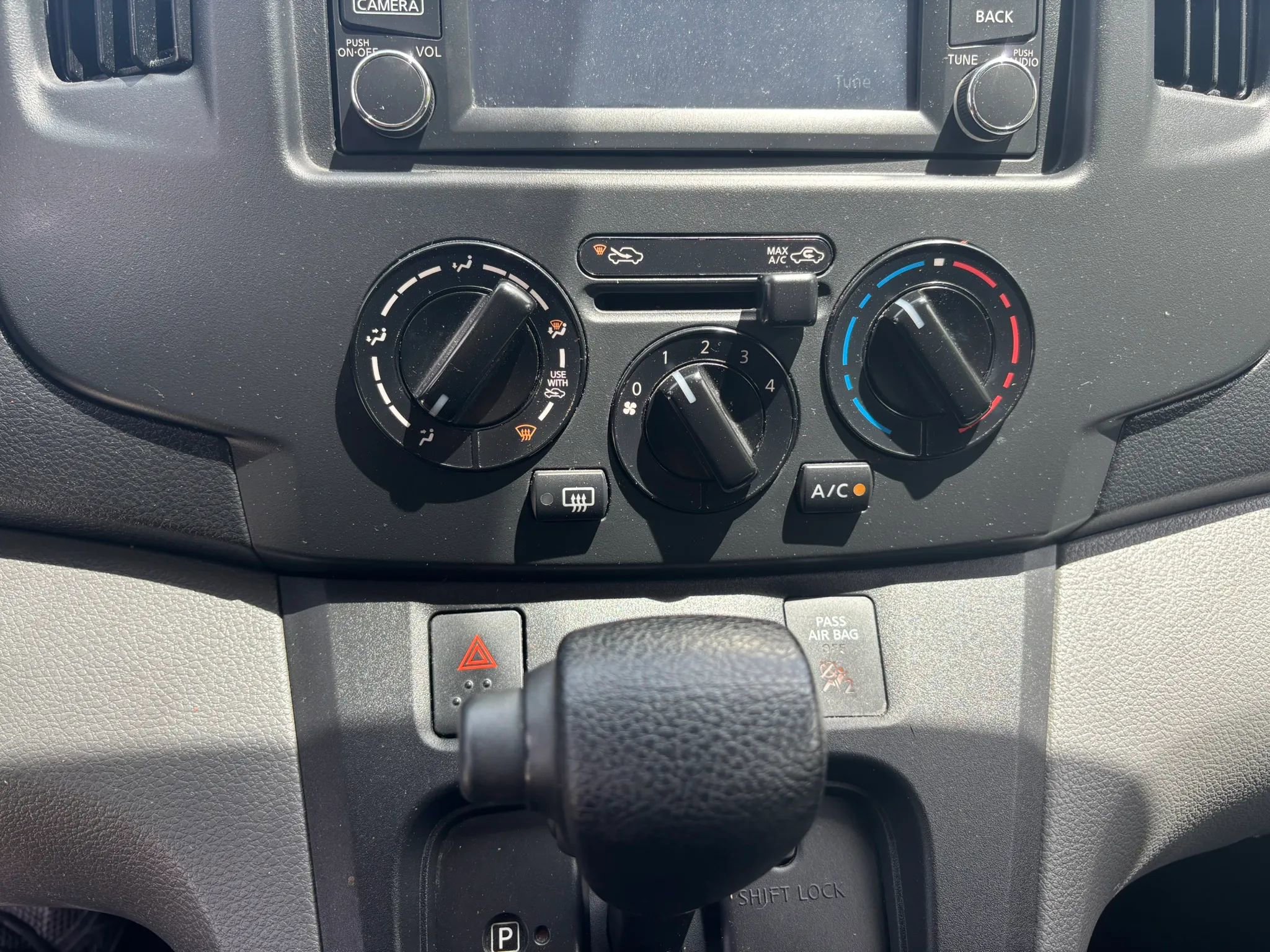 Used 2017 Nissan NV200 SV w/ Technology Package FWD image 18