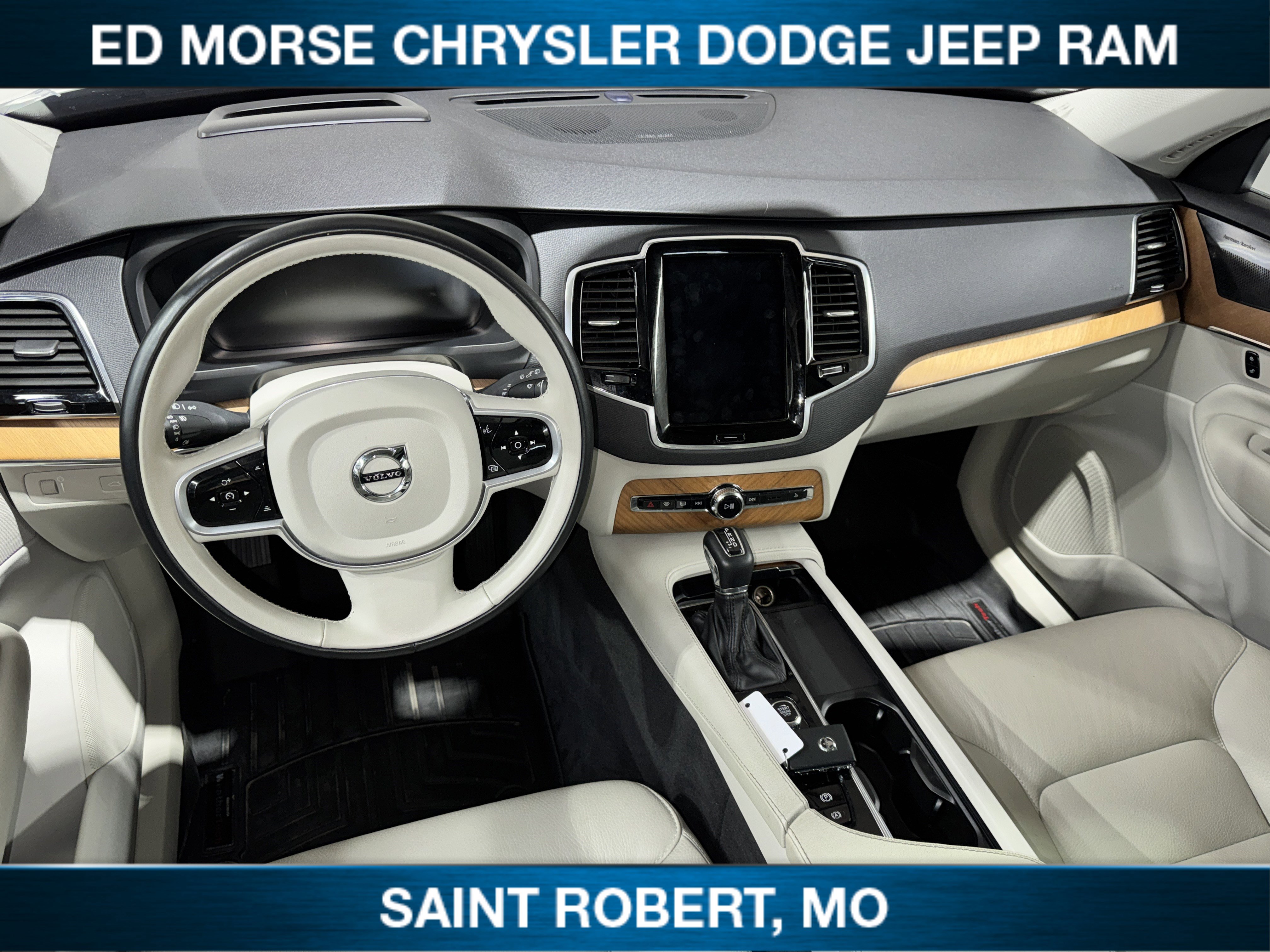 Used 2022 Volvo XC90 T6 Momentum w/ Advanced Package image 27