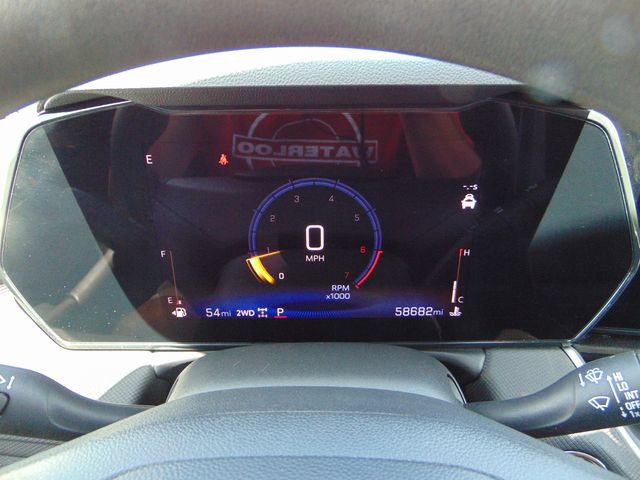 Used 2025 Chevrolet TrailBlazer LT AWD/4WD image 16