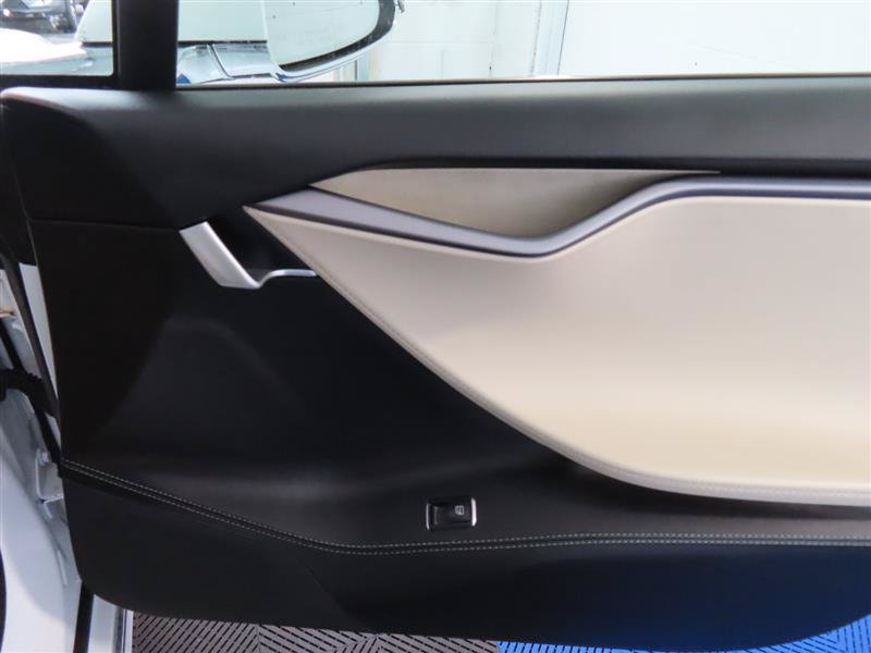 Used 2018 Tesla Model S 100D AWD/4WD image 34