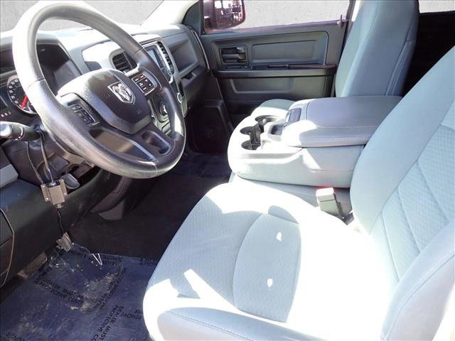 Used 2017 RAM 1500 Express AWD/4WD image 9