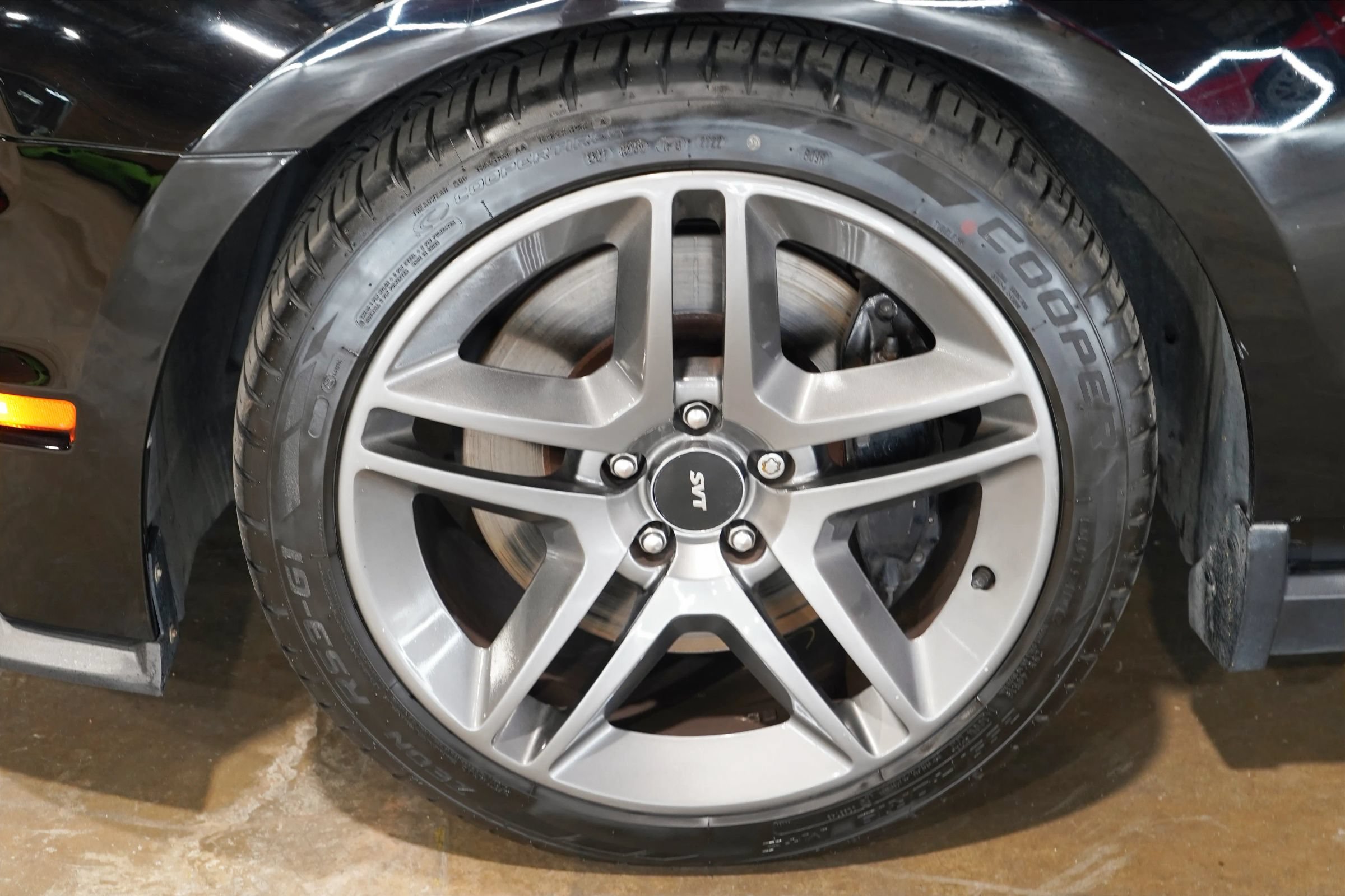 Used 2010 Ford Mustang Shelby GT500 RWD image 57