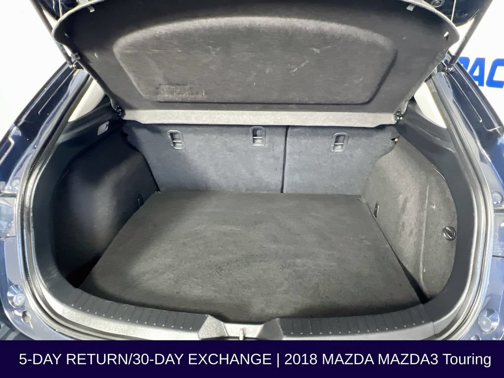 Used 2018 MAZDA MAZDA3 Touring FWD image 29