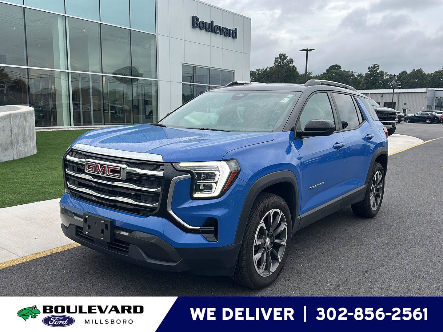 Used 2025 GMC Terrain Elevation w/ Elevation Premium Package