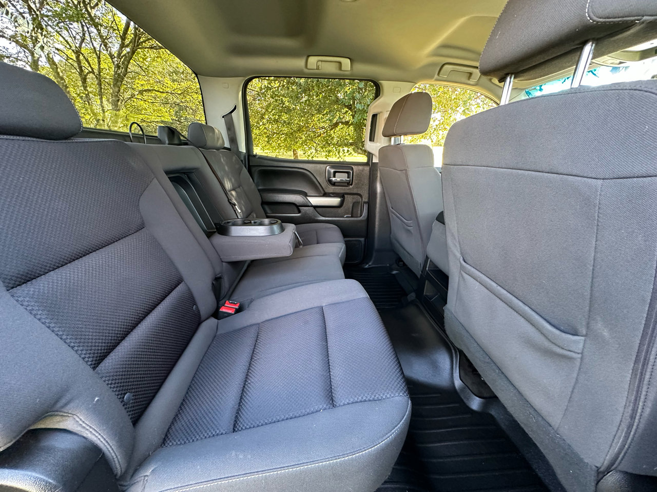 Used 2018 Chevrolet Silverado 1500 LT w/ All Star Edition image 40