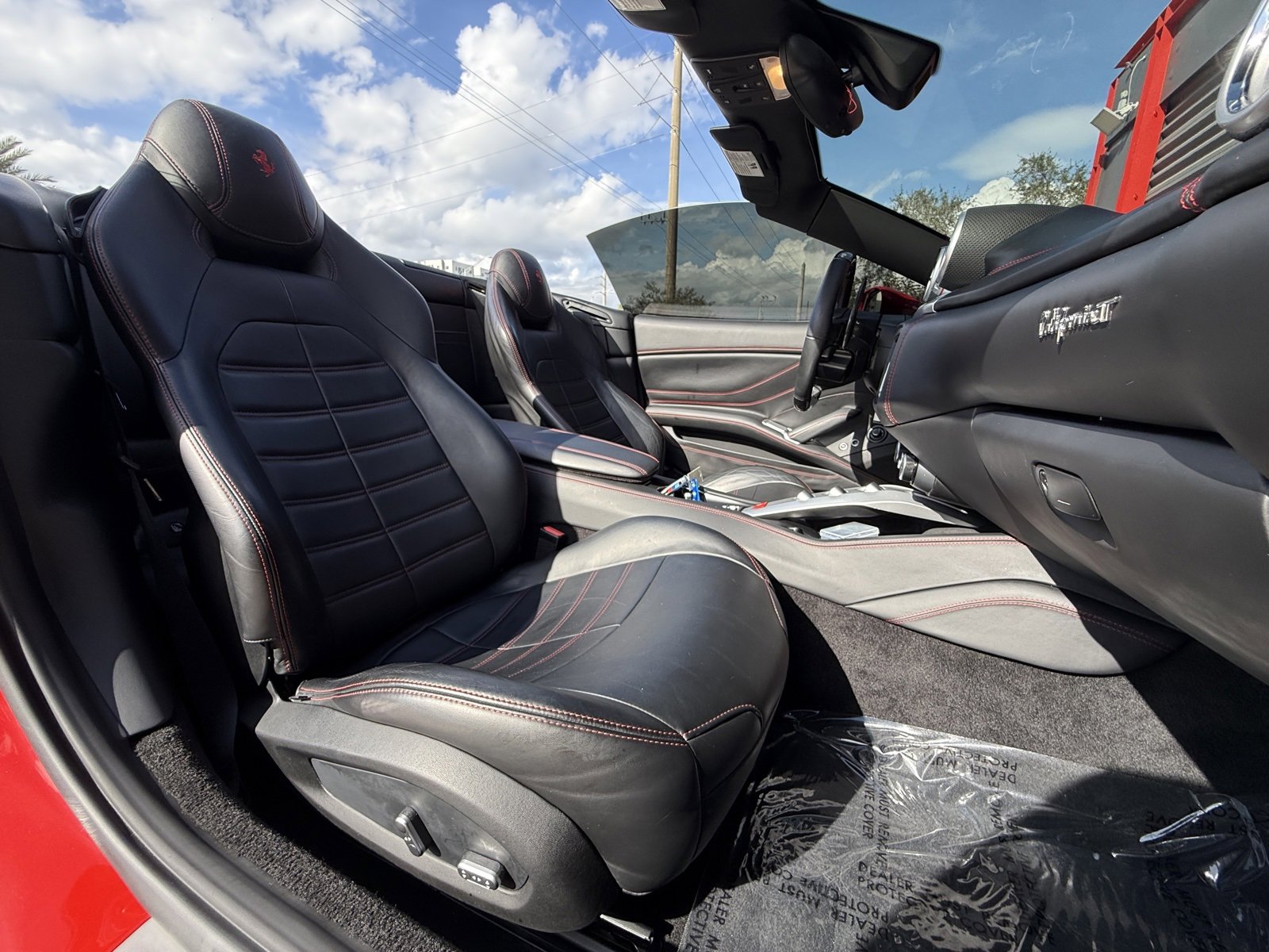 Used 2016 Ferrari California T image 19