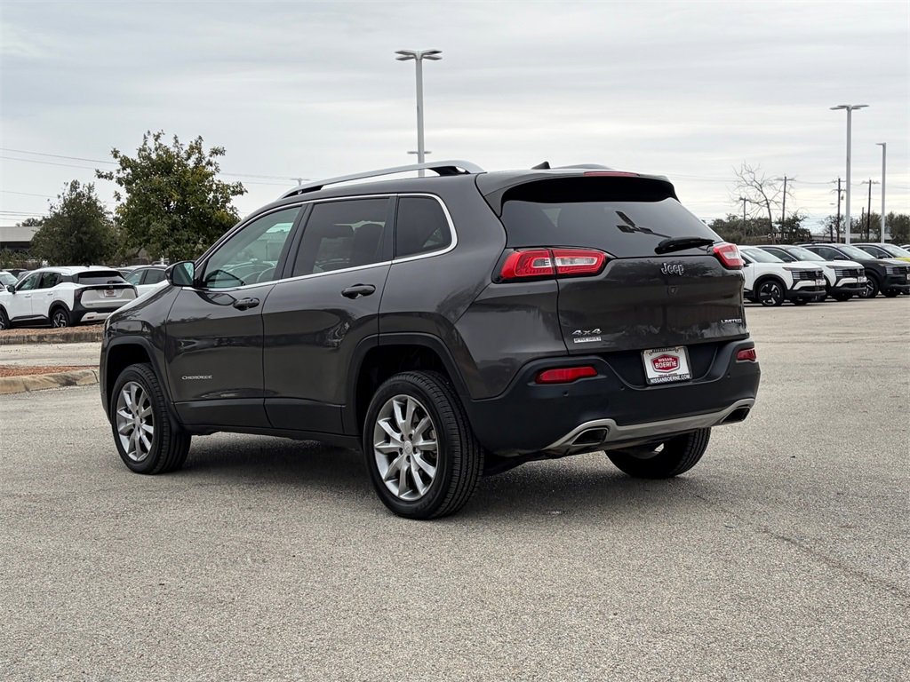 Used 2018 Jeep Cherokee Limited w/ Luxury Group image 6