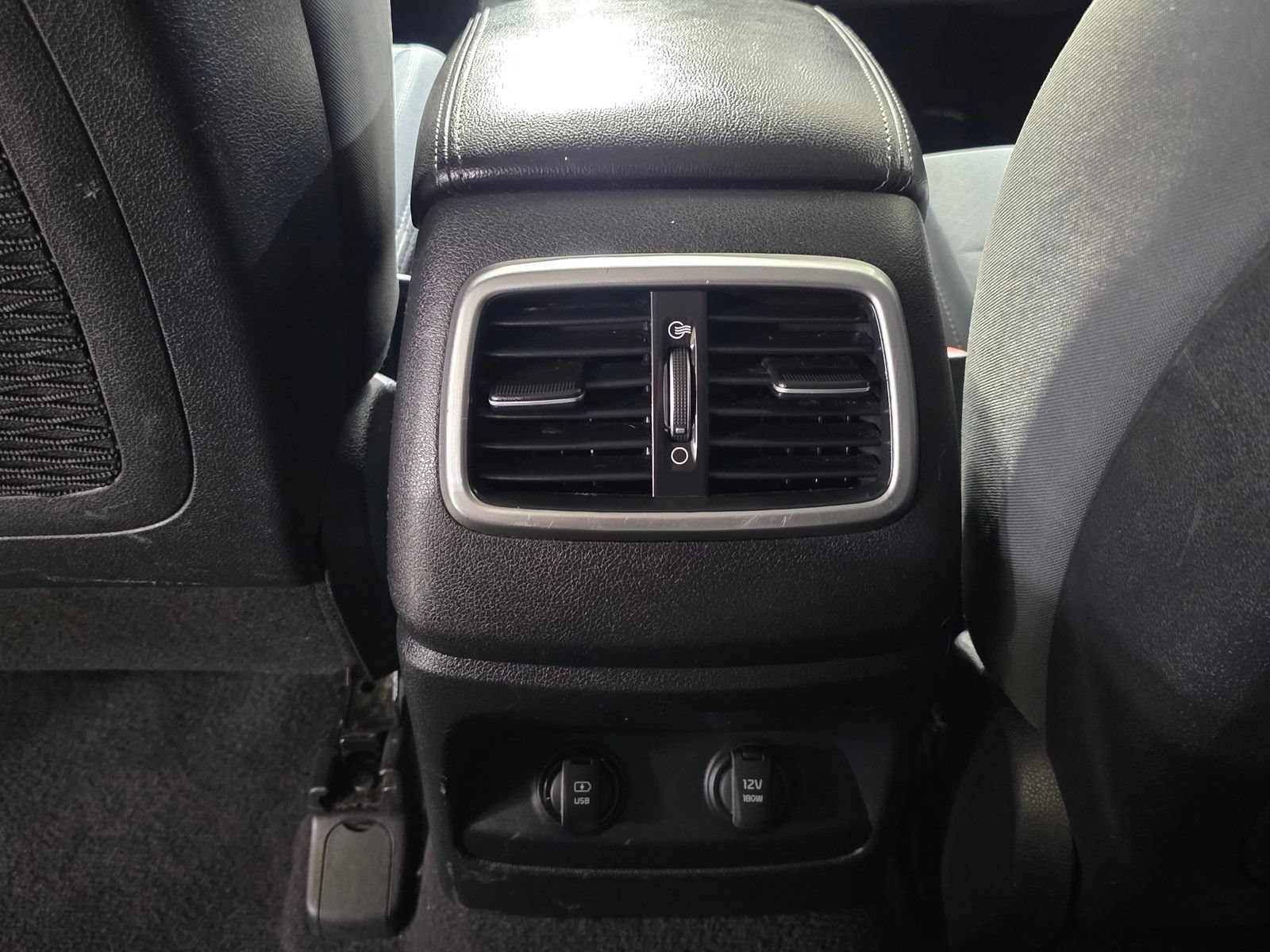 Used 2017 Kia Sorento LX FWD image 17