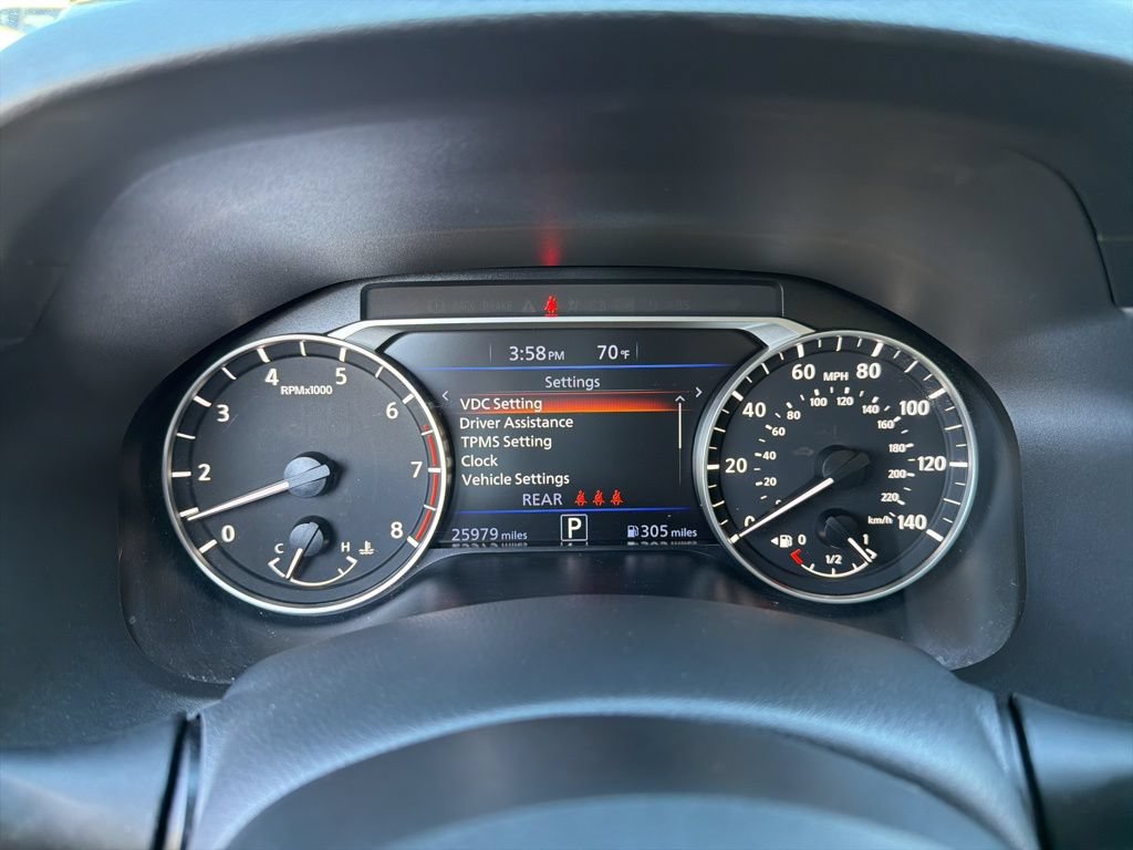 Used 2025 Nissan Altima 2.5 SV FWD image 13