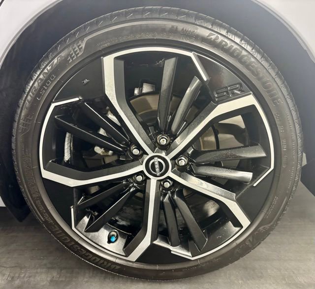 Used 2024 Nissan Altima 2.5 SR w/ SR Premium Package image 11