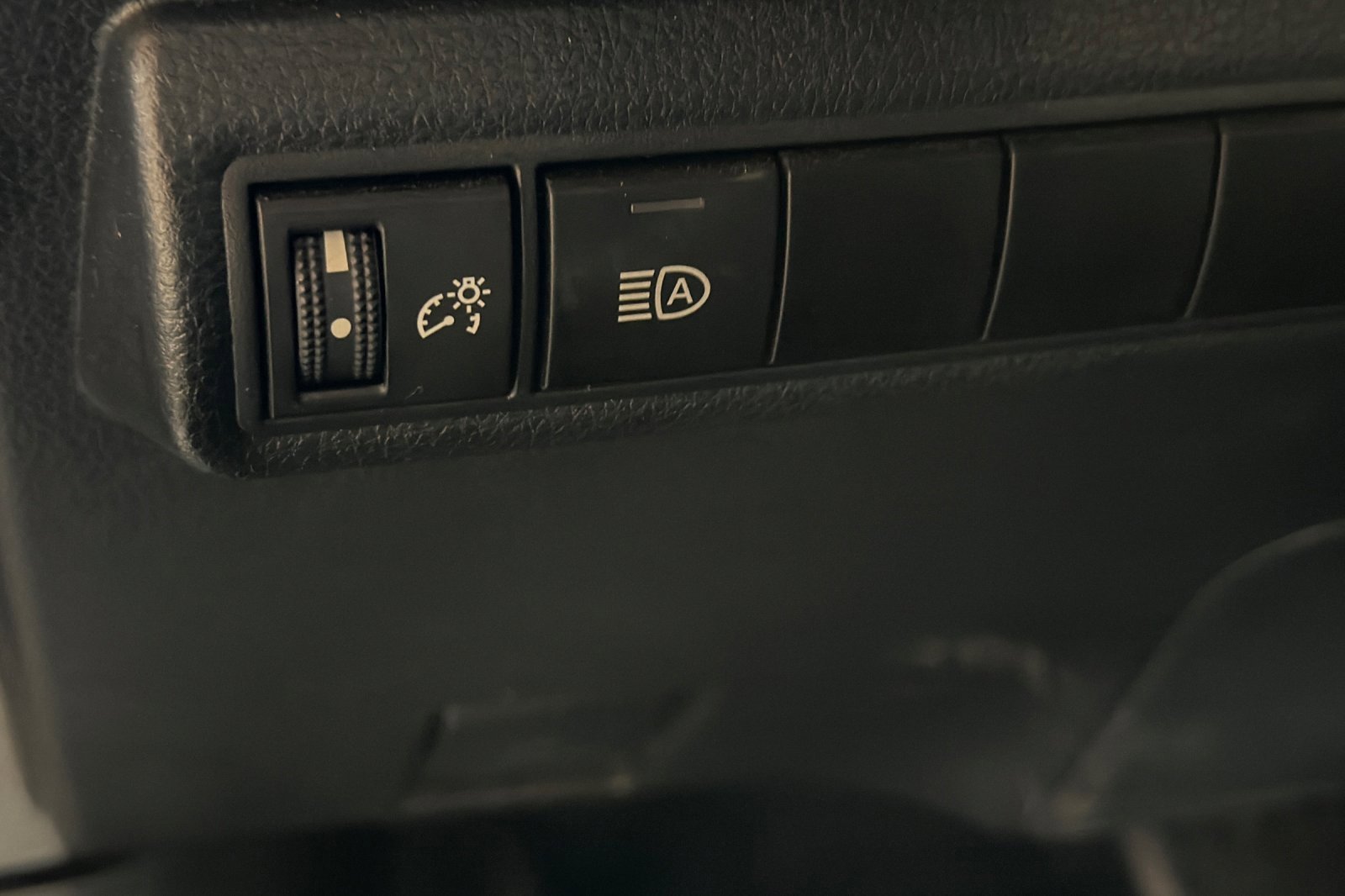 Used 2024 Toyota Corolla XSE image 37