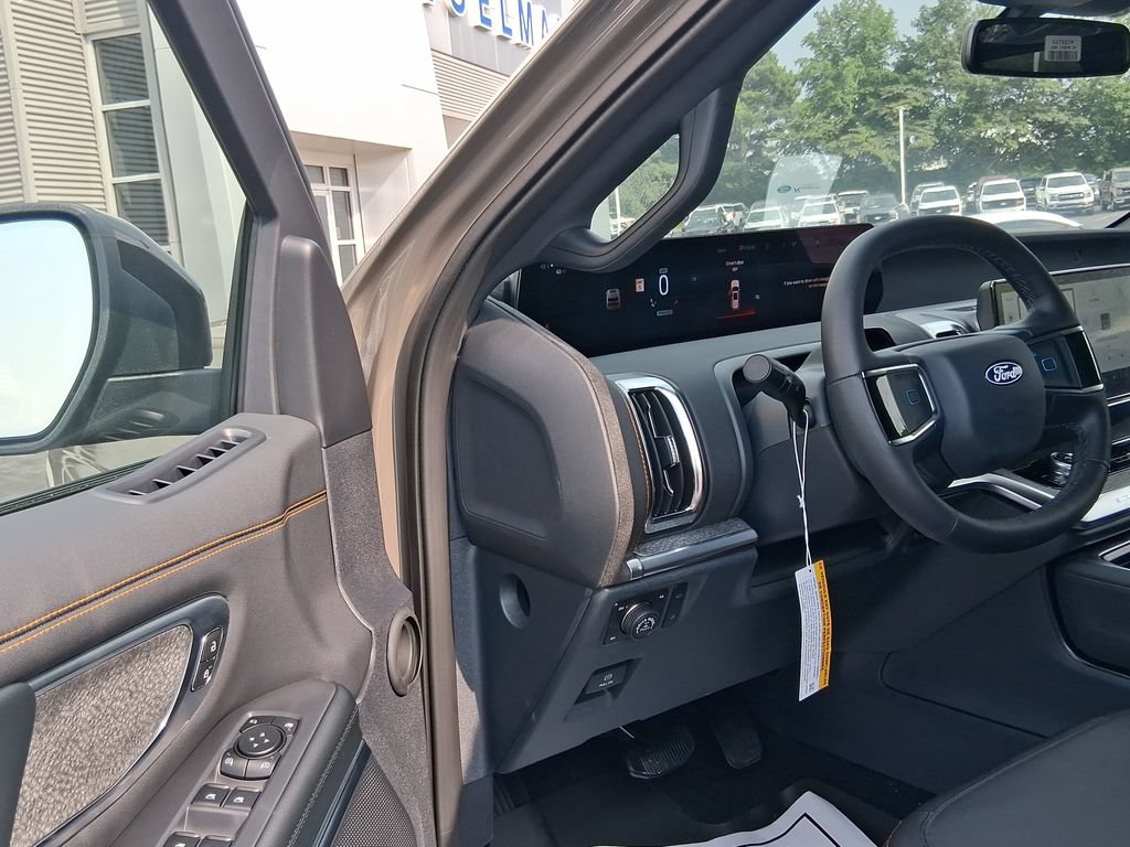 New 2027 Ford Expedition Tremor w/ Driver's Package AWD/4WD image 17