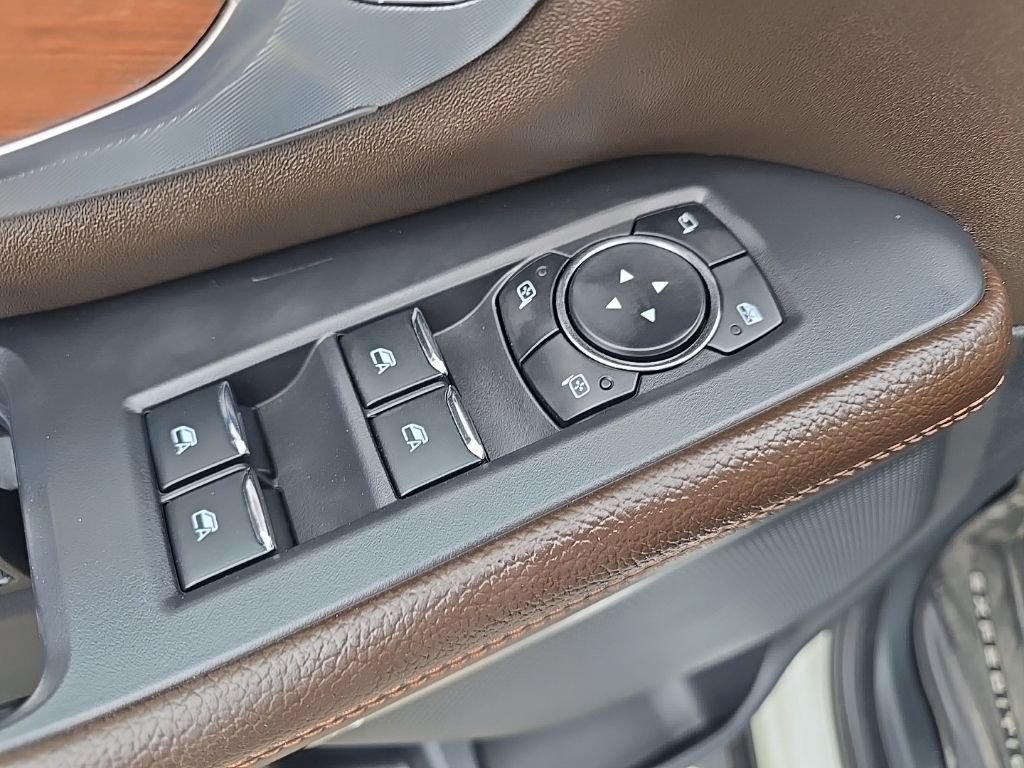 Used 2025 Ford Expedition King Ranch AWD/4WD image 14