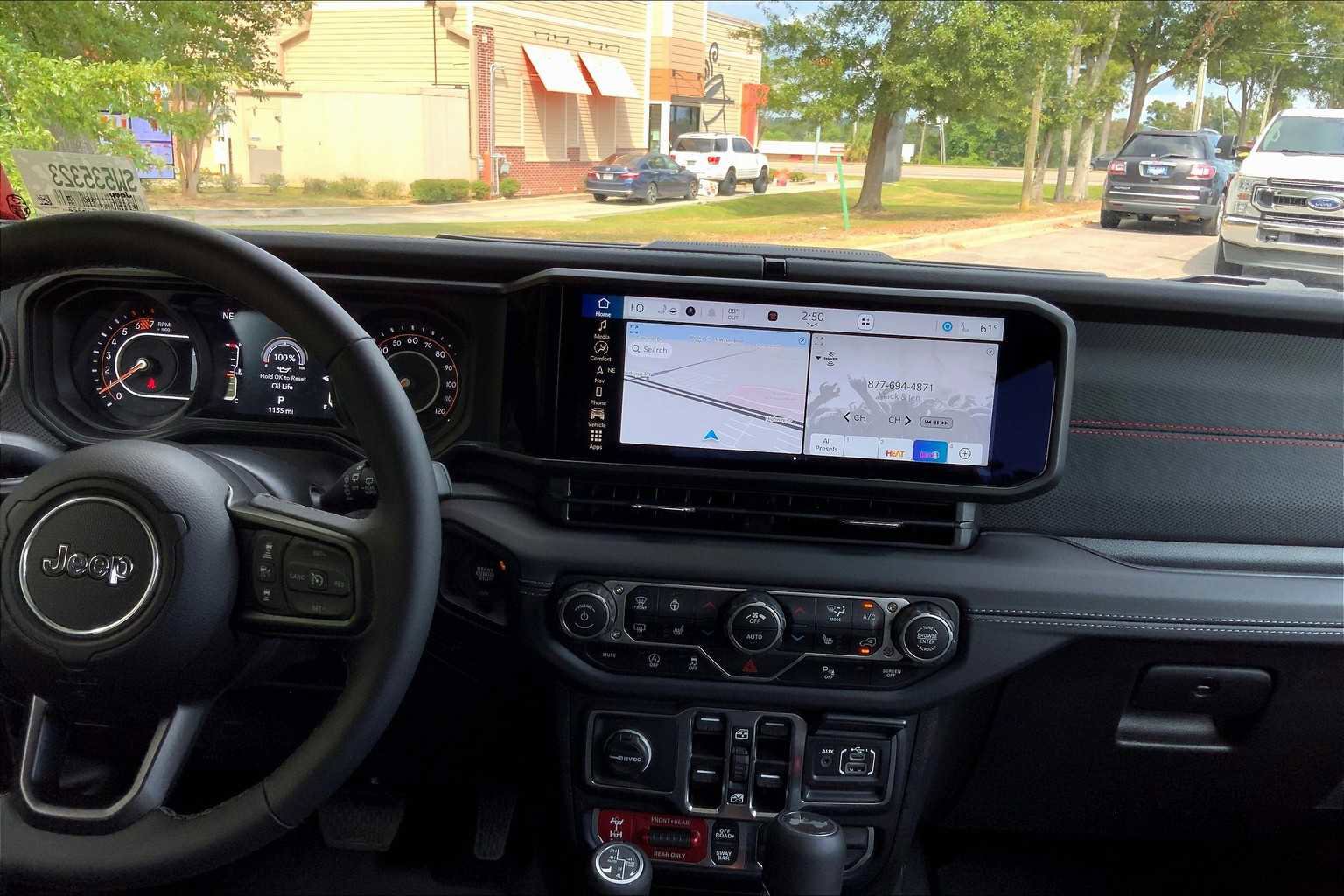 Used 2025 Jeep Wrangler Unlimited Rubicon image 6