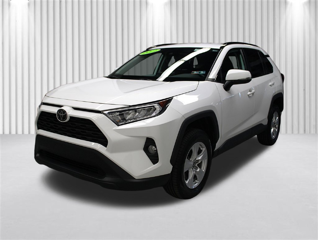 Used 2021 Toyota RAV4 XLE AWD/4WD image 8