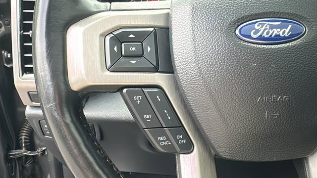 Certified 2022 Ford F350 Platinum AWD/4WD image 24