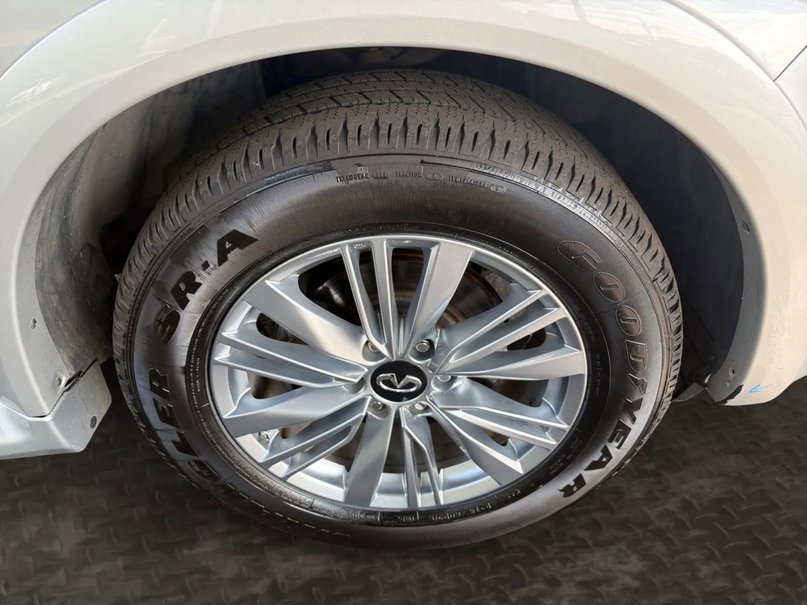 Used 2020 INFINITI QX80 Luxe w/ Proassist Package AWD/4WD image 32