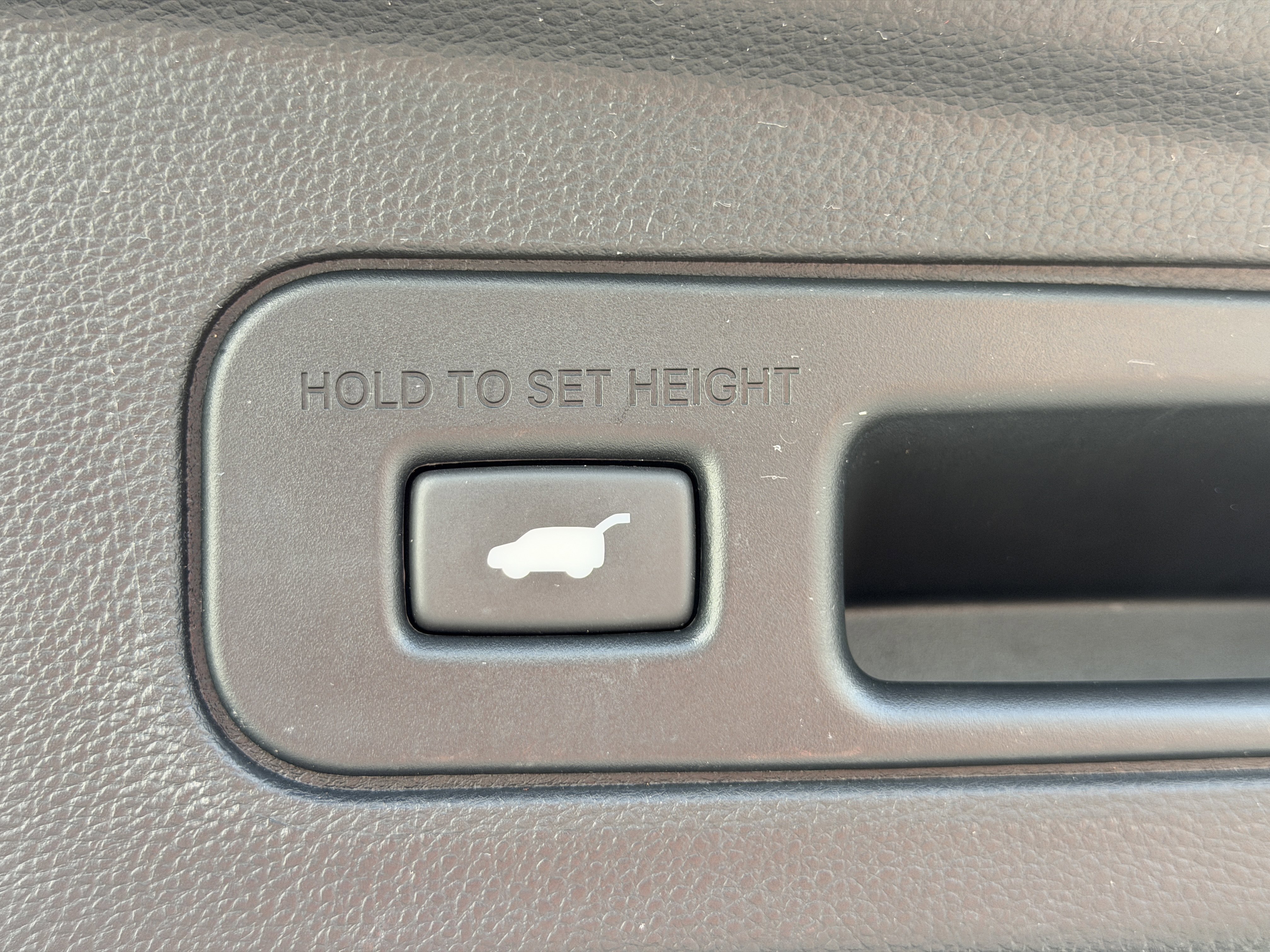 Used 2023 Acura MDX FWD w/ Technology Package image 11