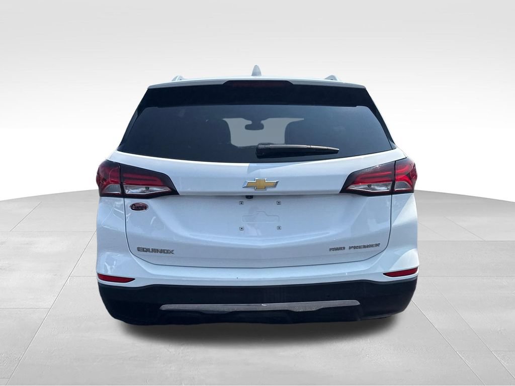 Used 2023 Chevrolet Equinox Premier AWD/4WD image 4