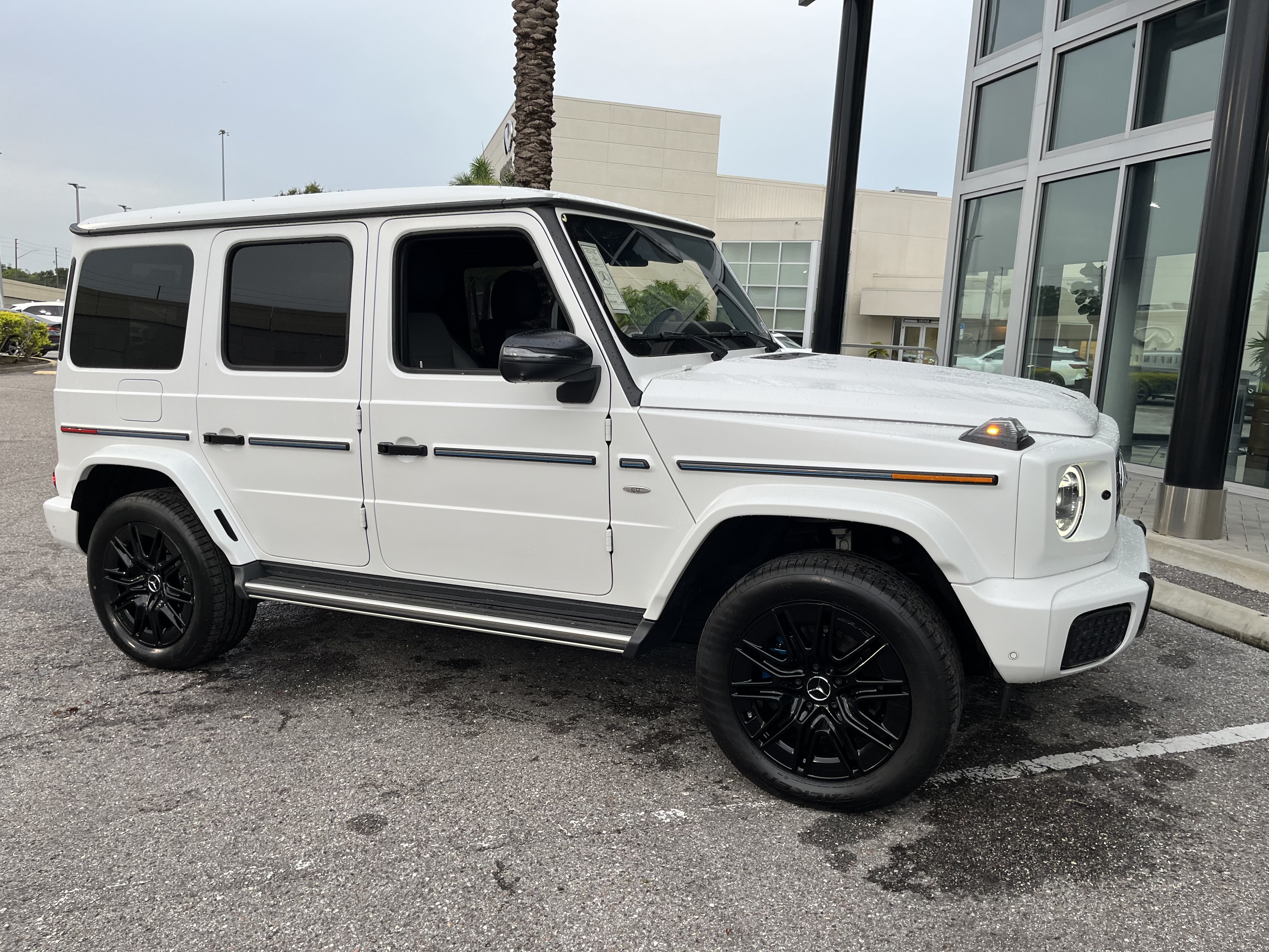 New 2025 Mercedes-Benz G 580 w/ EQ Technology image 9