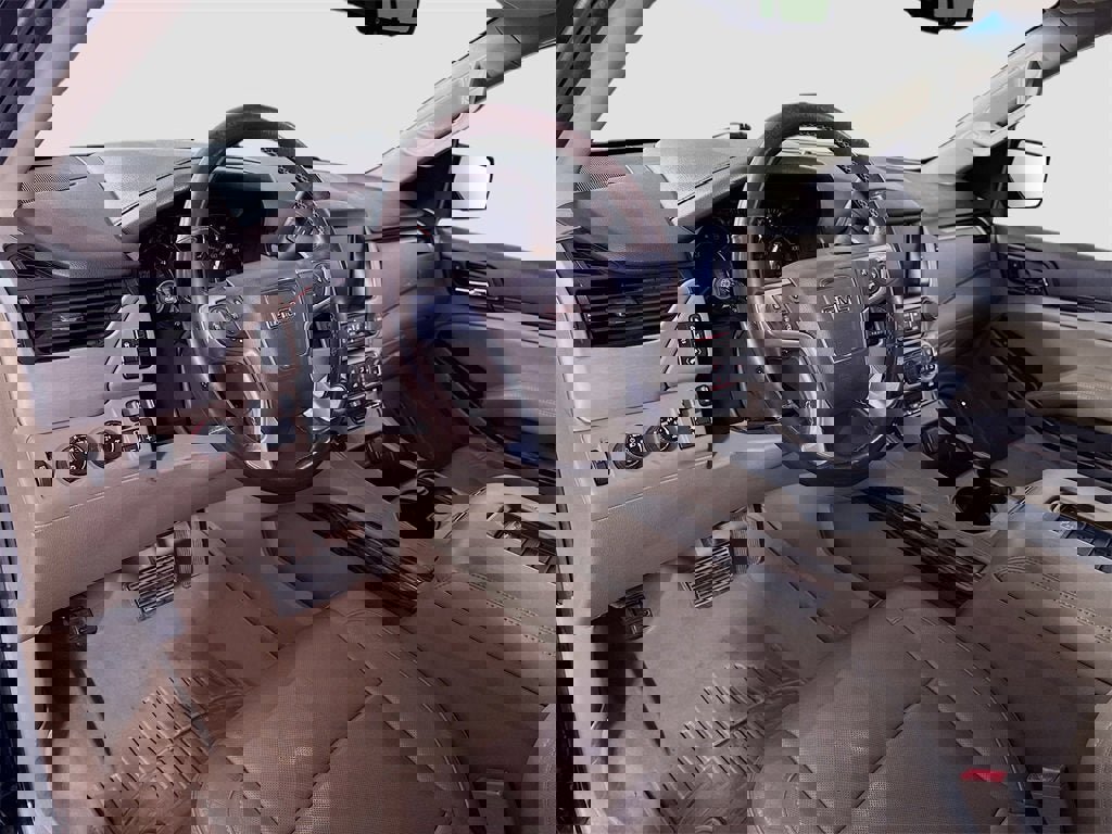 Used 2015 GMC Yukon XL SLT w/ Open Road Package image 3