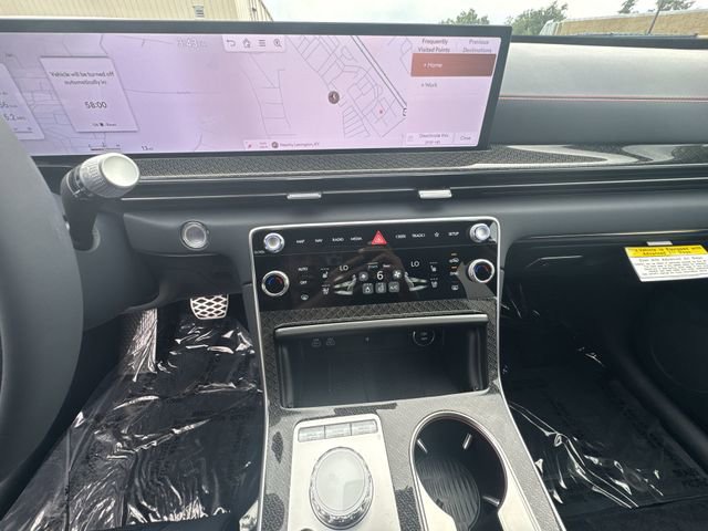 New 2025 Genesis GV80 3.5T e-SC image 18