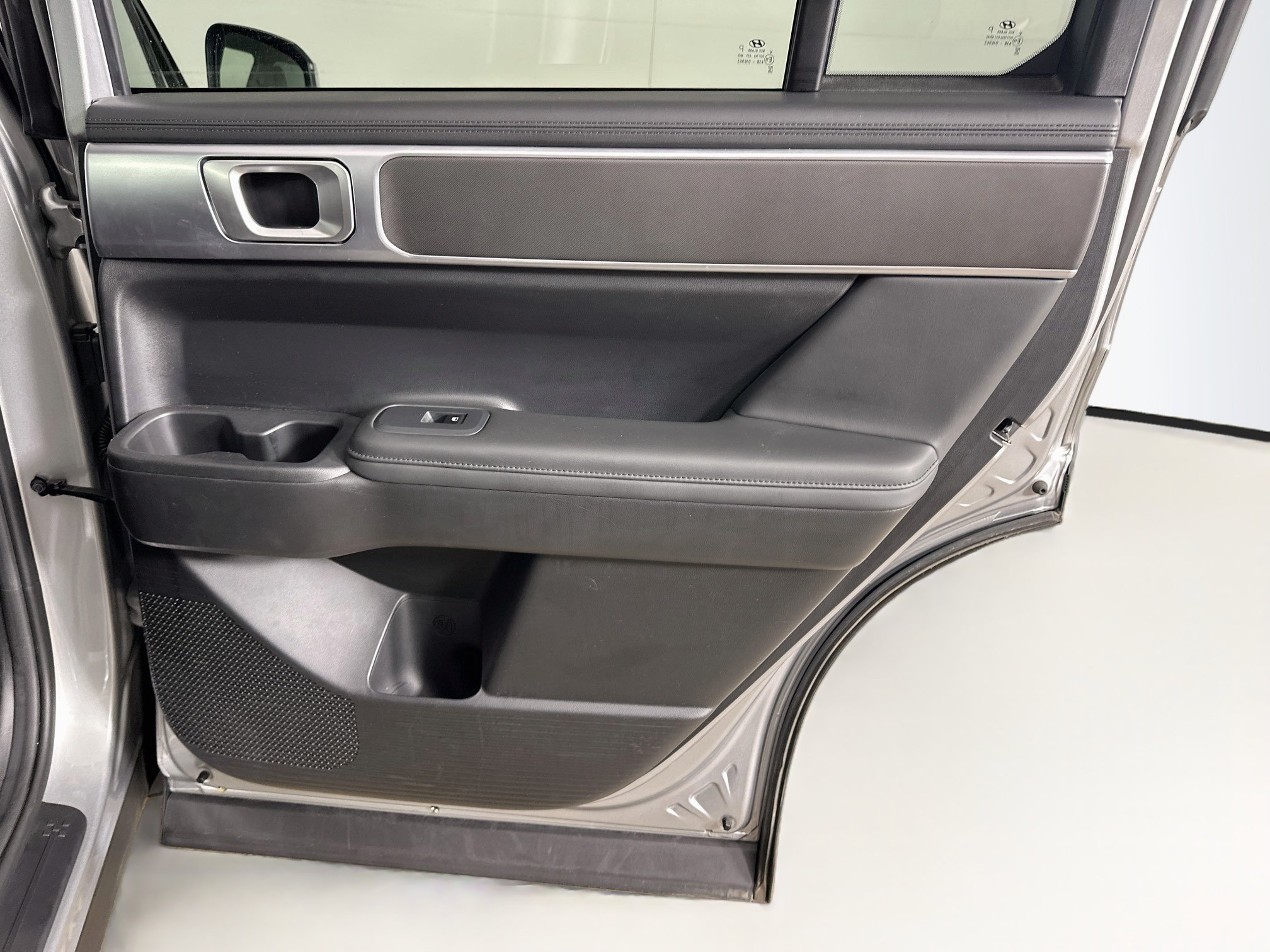 Used 2025 Hyundai Santa Fe SEL AWD/4WD image 30