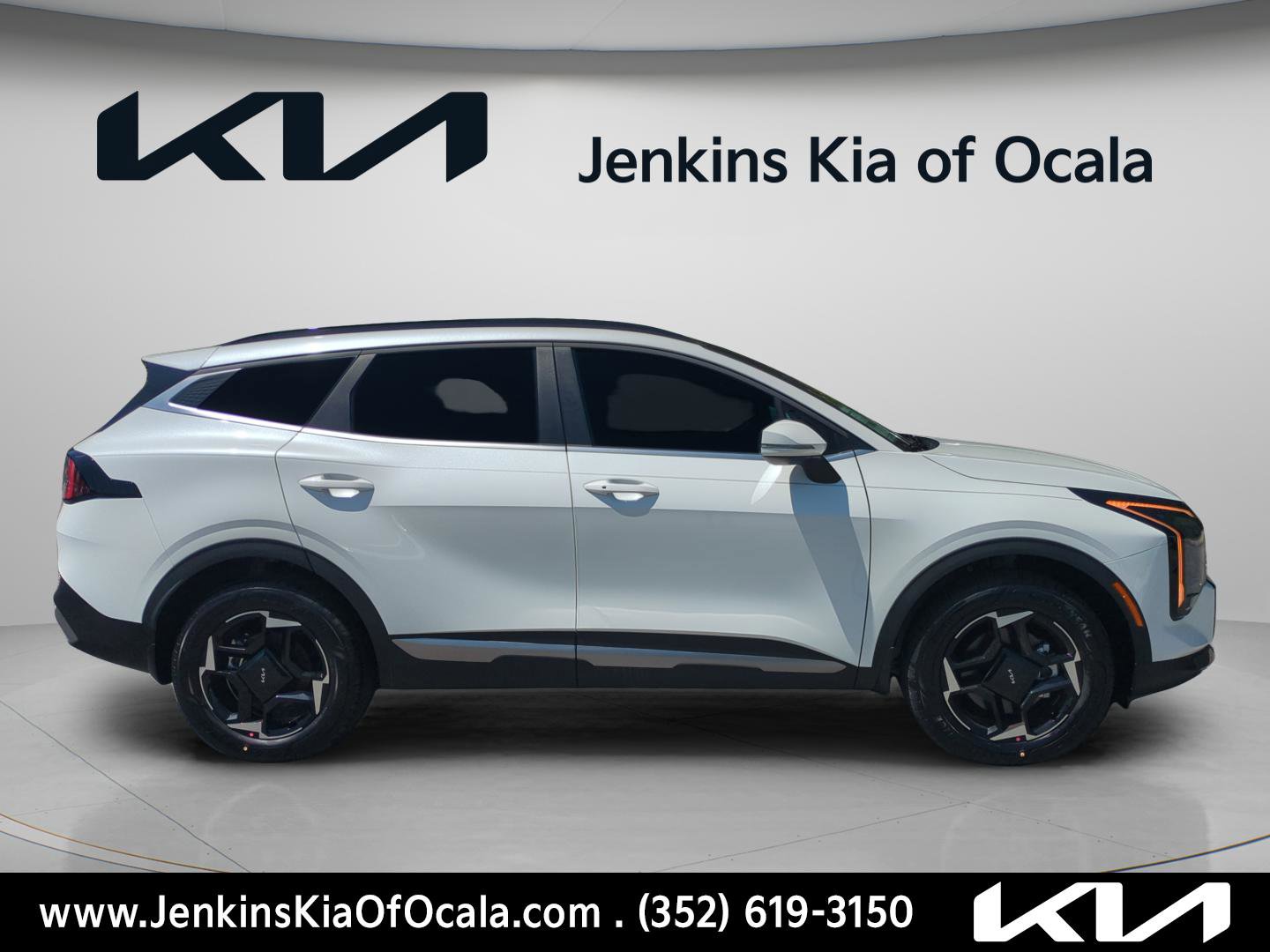 New 2026 Kia Sportage EX image 2
