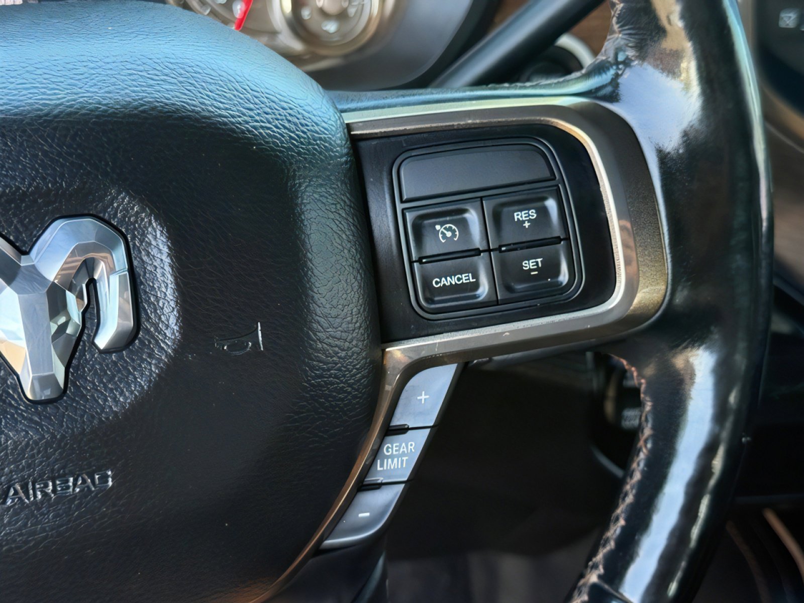 Used 2019 RAM 2500 Limited image 17