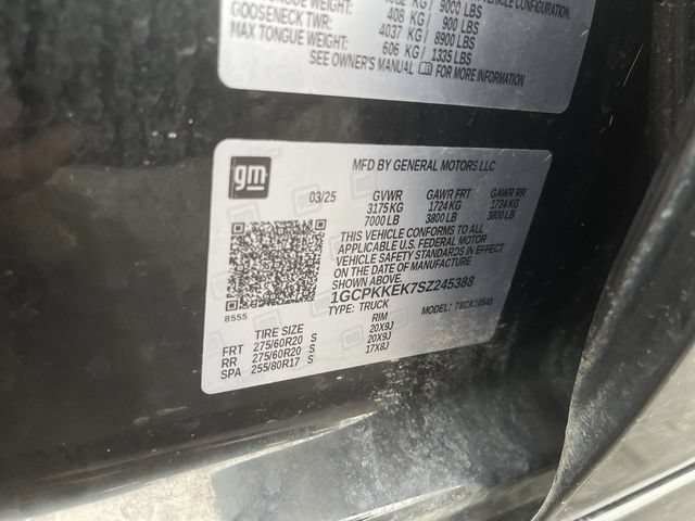Used 2025 Chevrolet Silverado 1500 LT AWD/4WD image 34