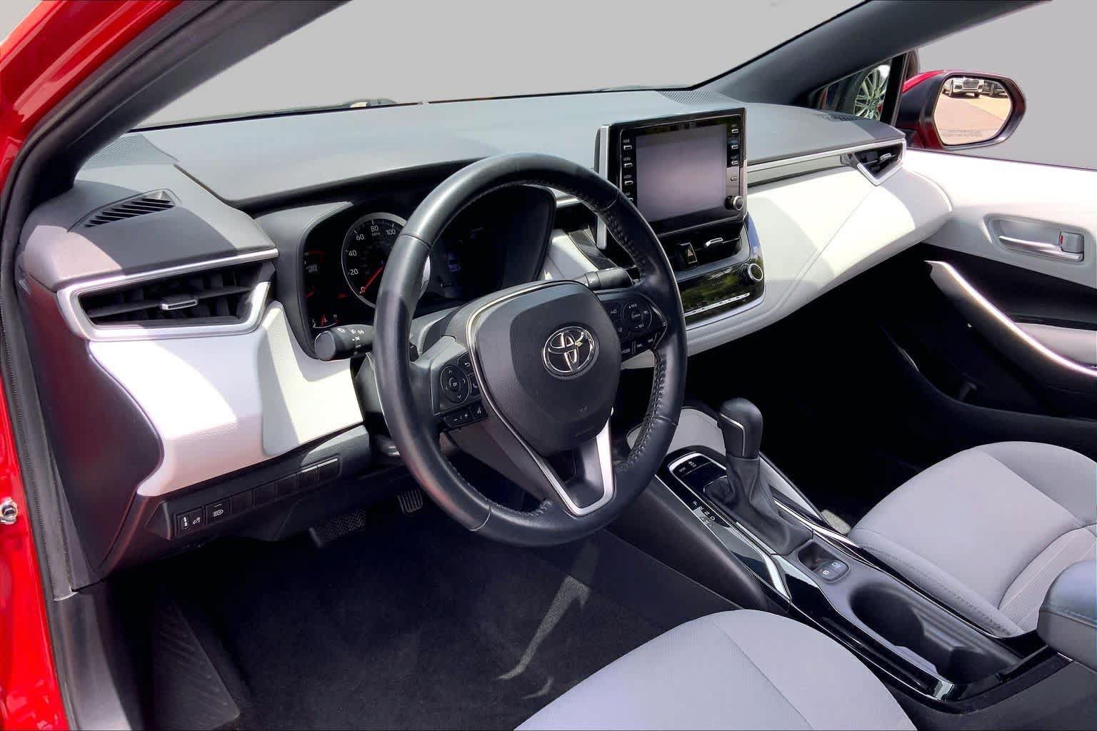 Used 2020 Toyota Corolla SE FWD image 17