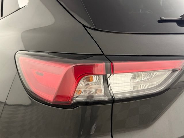 Used 2020 Ford Escape SEL FWD image 13