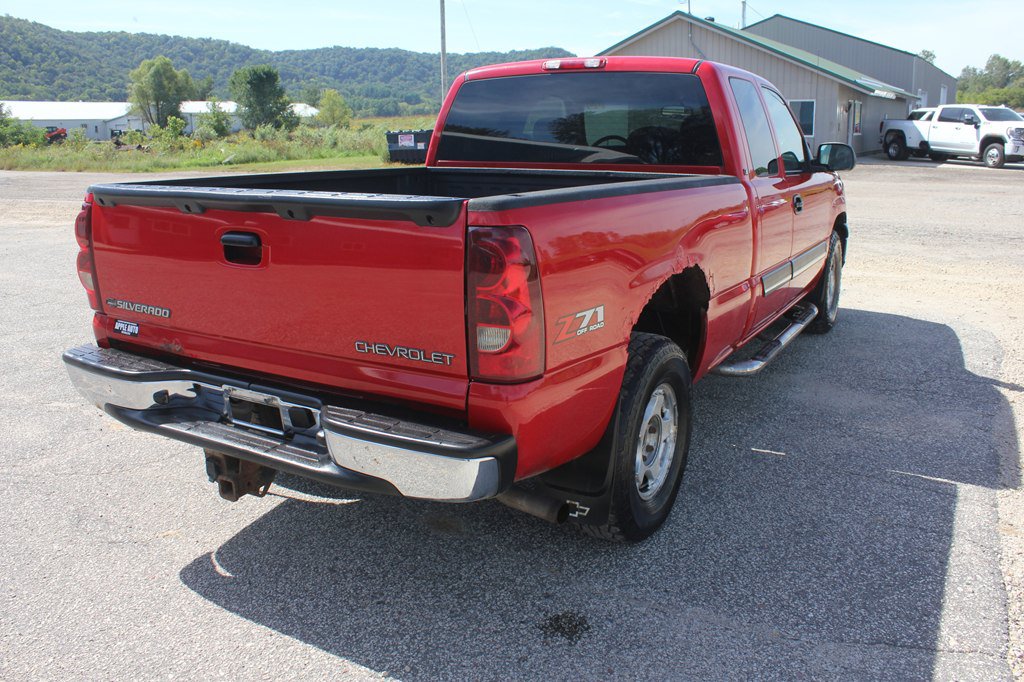 Used 2003 Chevrolet Silverado 1500 LS w/ Off-Road Package AWD/4WD image 5