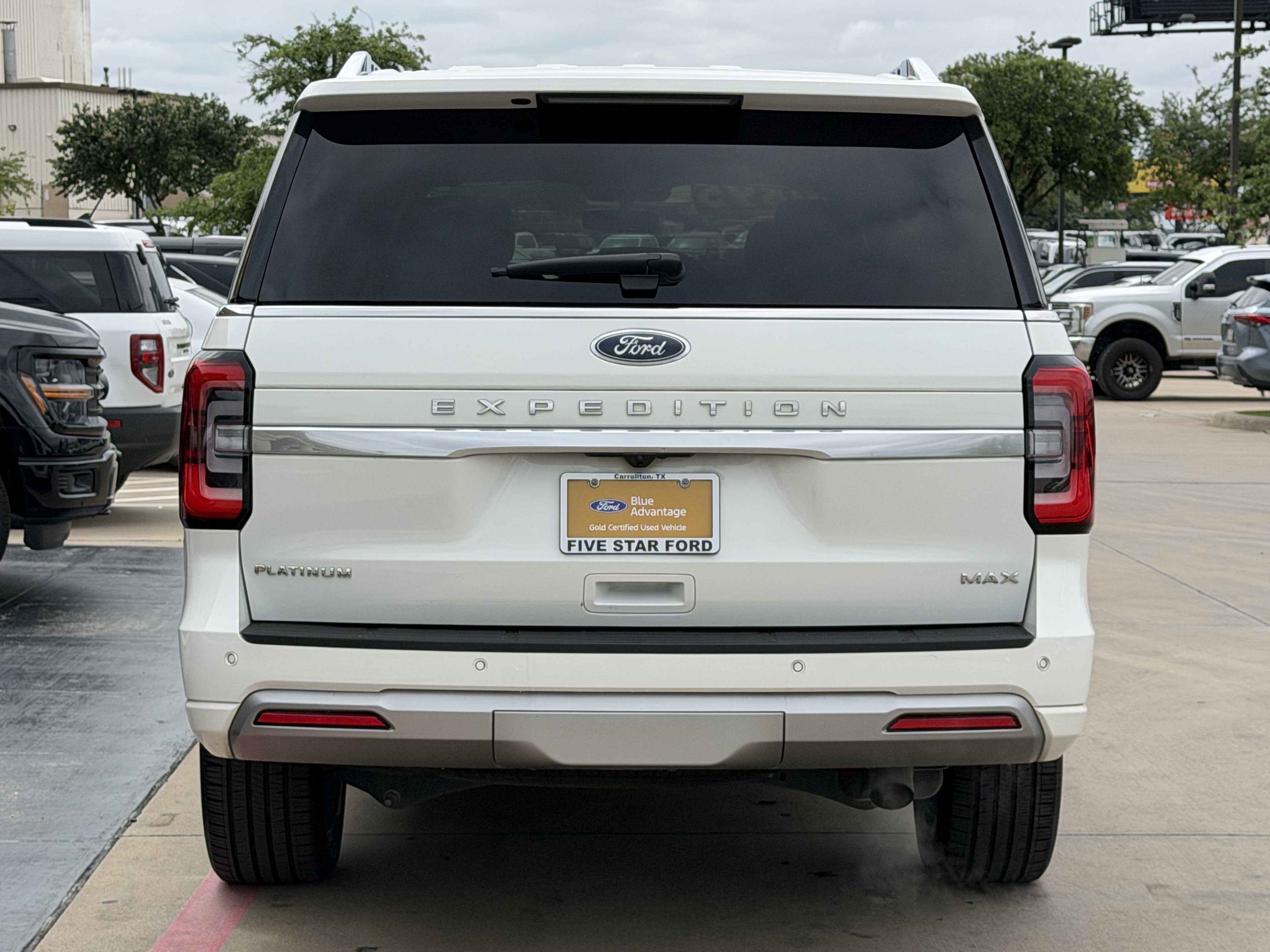 Certified 2023 Ford Expedition Max Platinum AWD/4WD image 5