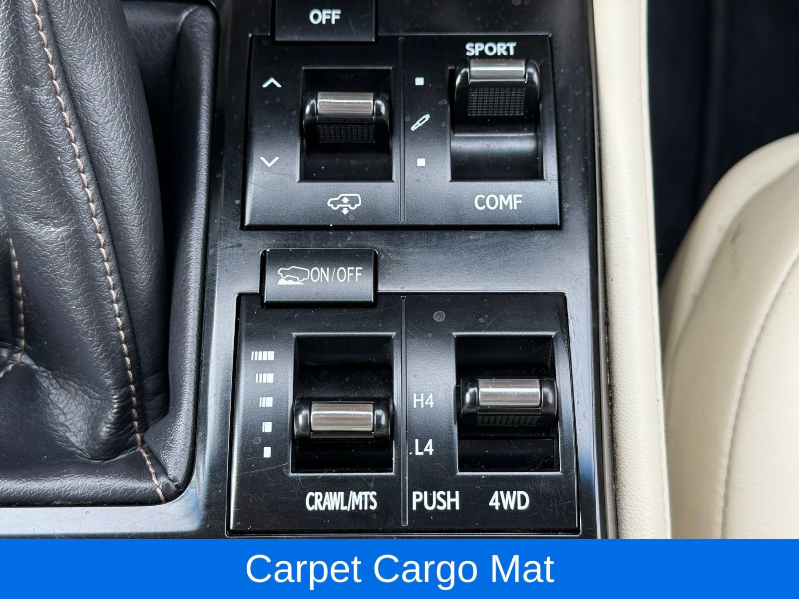 Used 2020 Lexus GX 460 Luxury w/ Off Road Package image 33