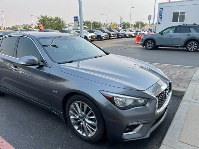 Used 2019 INFINITI Q50 Luxe w/ Essential Package (3.0T Luxe) AWD/4WD image 4