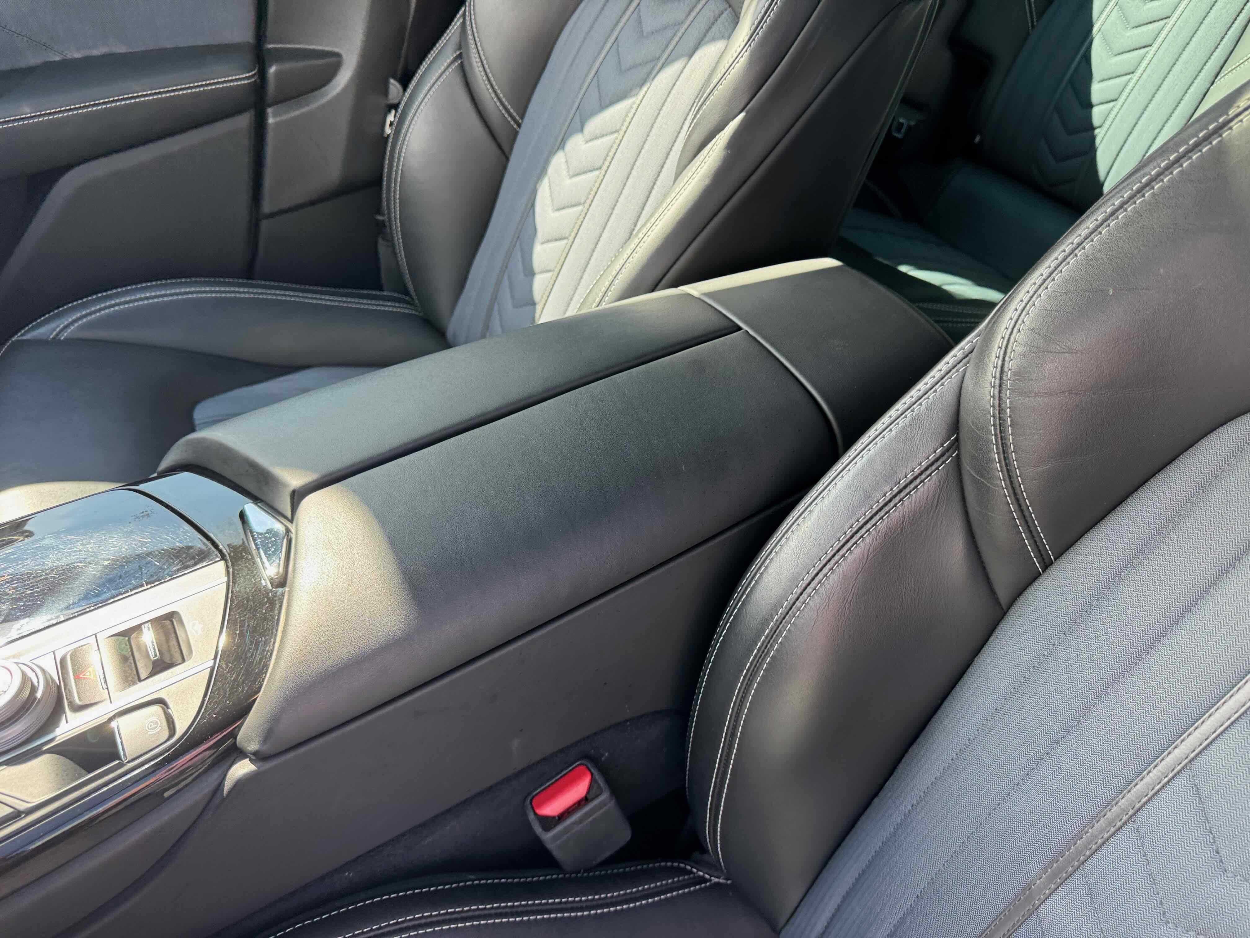 Used 2018 Maserati Levante GranLusso image 26