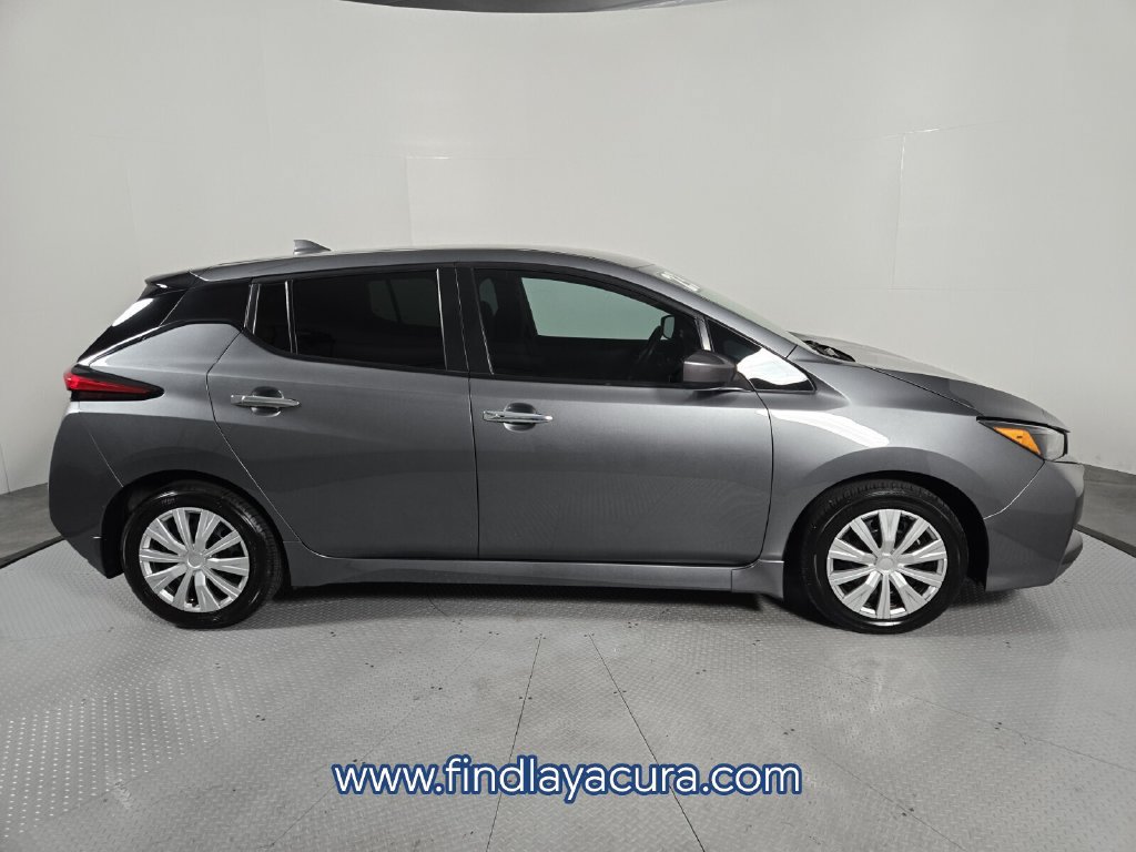 Used 2023 Nissan Leaf S FWD image 9